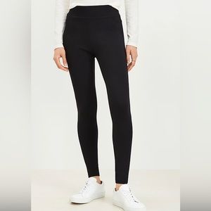 Ann Taylor Loft Ponte Leggings XS petite in black. New with tags!
